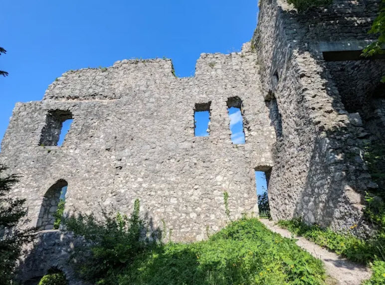 Burgruine Karlstein, Germany
